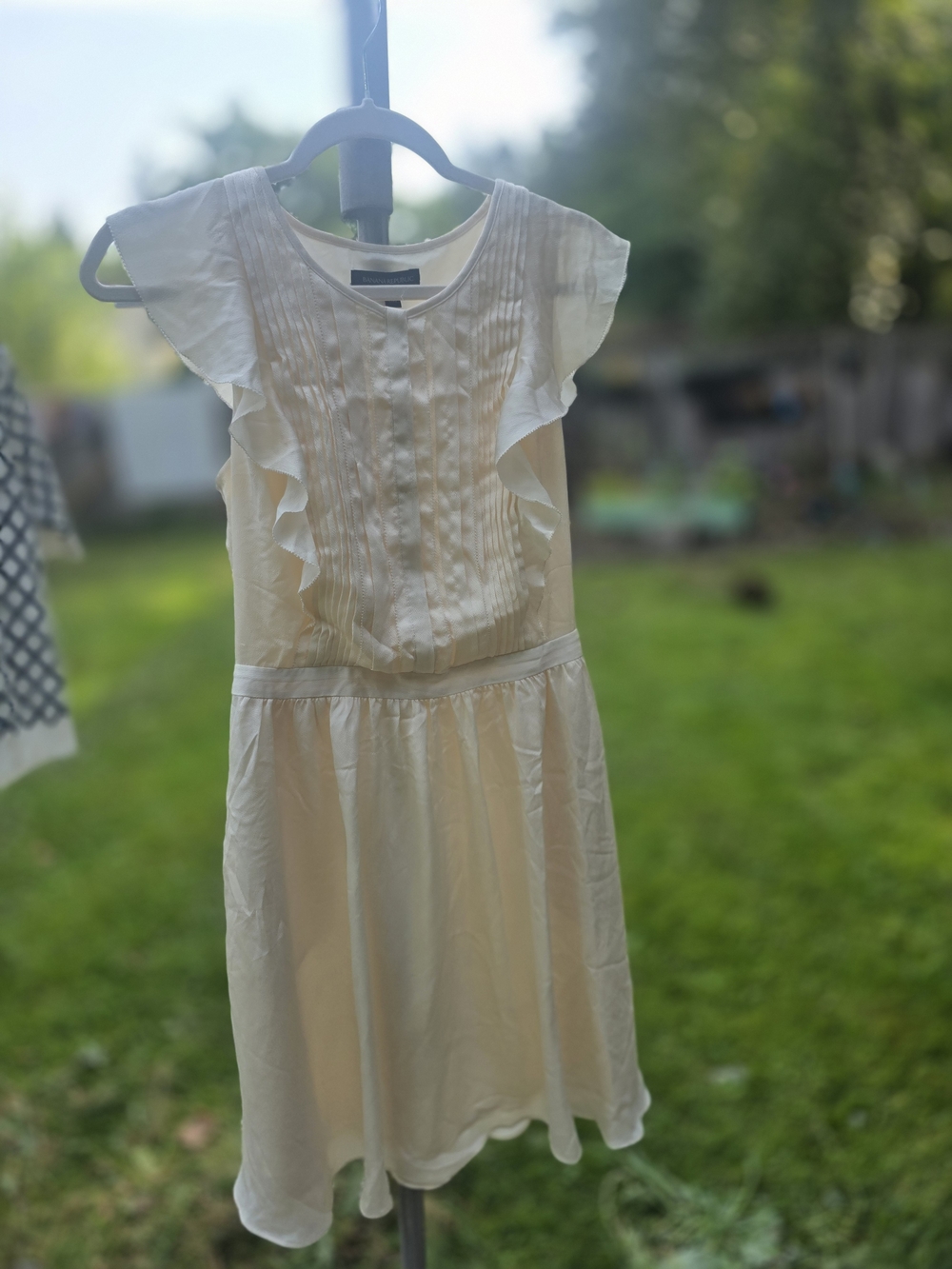 Banana Republic Cream Ruffle Pintuck Girls' Dress